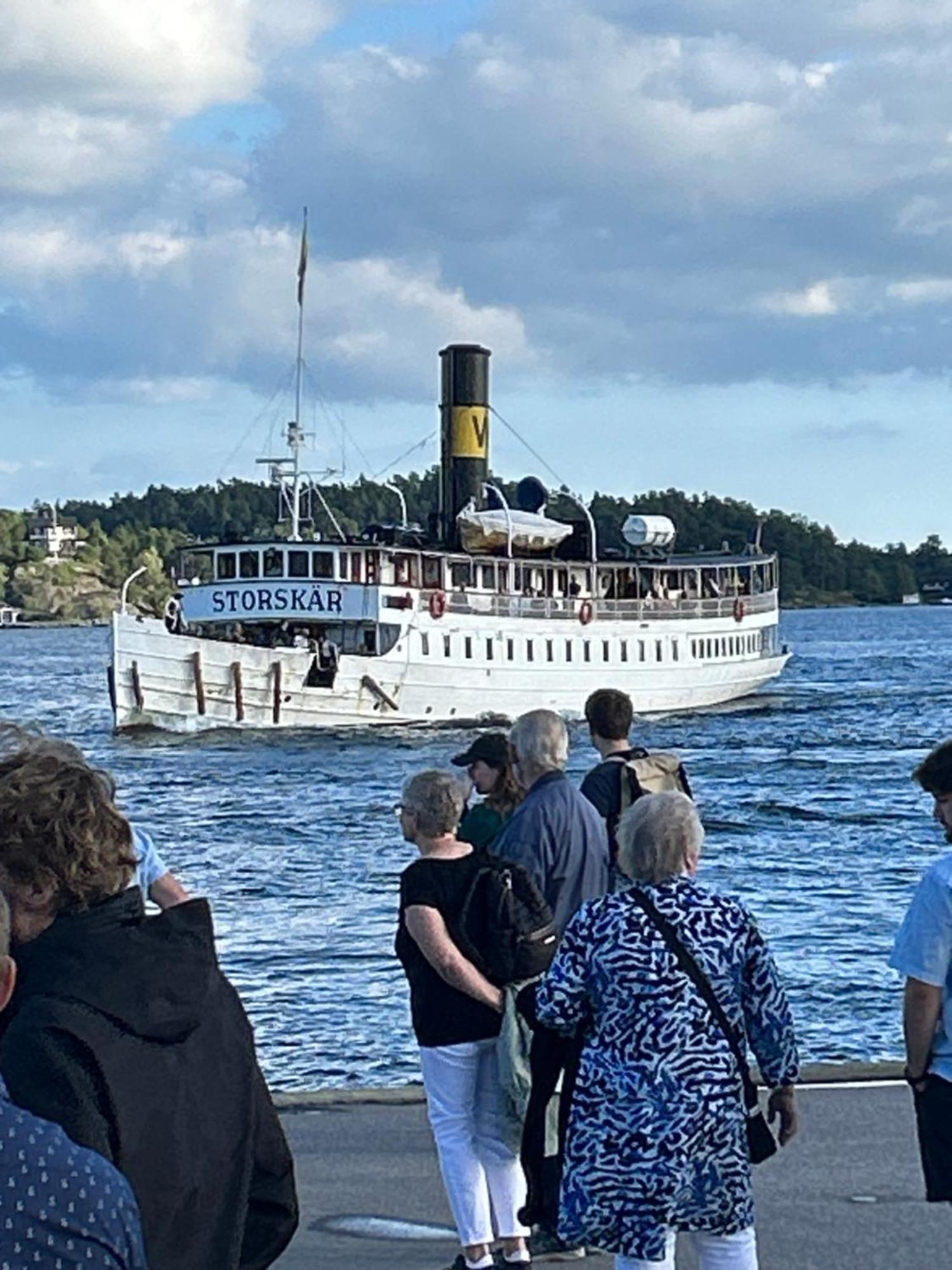 Sommarvilan Vaxholm Buitenkant foto